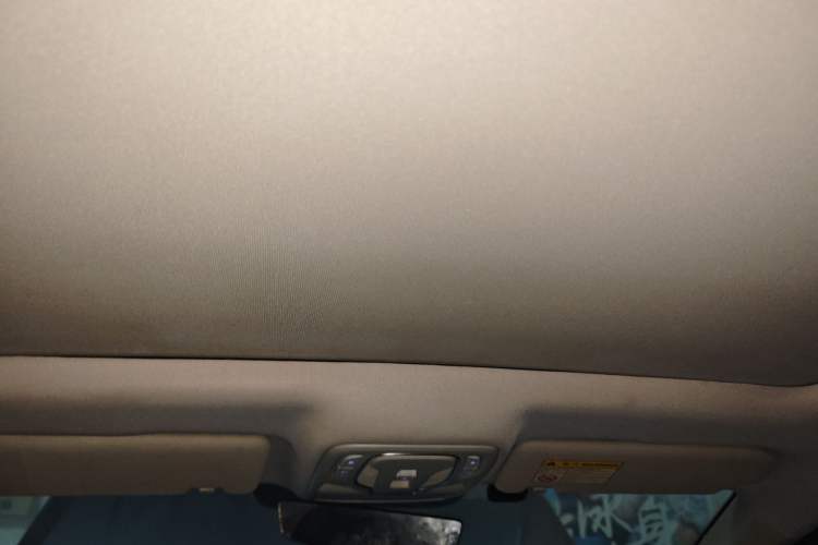 Used Roewe i6 MAX New Energy 2021 EV 500 Skyroof Deluxe Edition
