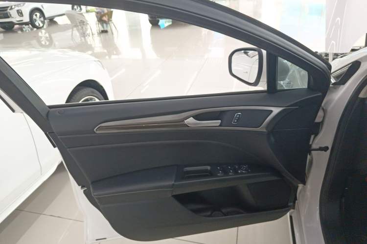 Used Ford Mondeo 2020 EcoBoost 180 Stylish Model
