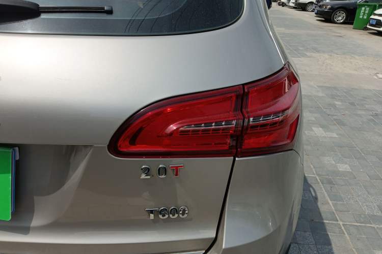 Used Zotye T600 2016 Sport Edition 2.0T DCT Prestige Model Right Rear Taillight