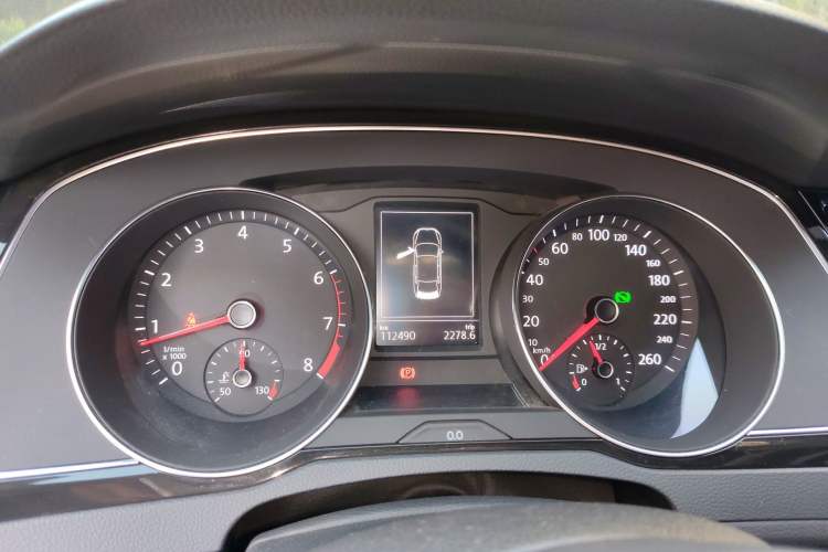 Used Volkswagen Magotan 2017 330TSI DSG Luxury Model Instrument Cluster