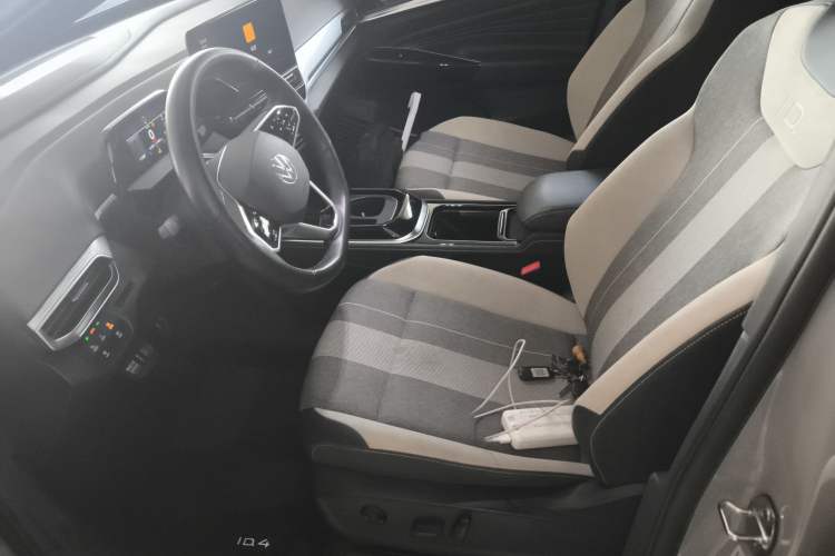 Used Volkswagen ID.4 CROZZ 2021 Long-Range PURE+ Two-Wheel Drive Version
