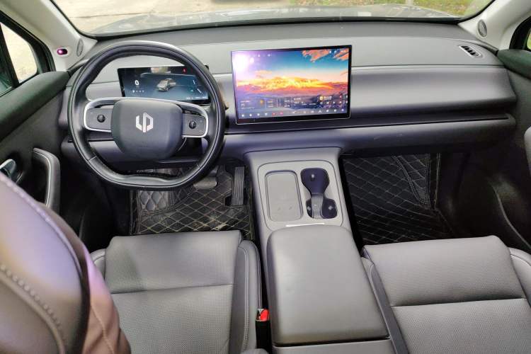 Used Leapmotor C16 2024 Range-Extended 200 Luxury Edition