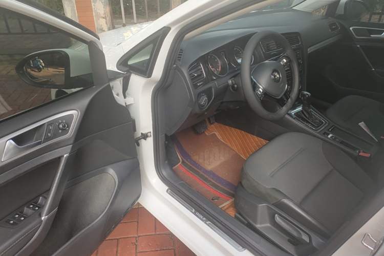 Used Volkswagen Golf 2018 1.6L Automatic Comfort Model