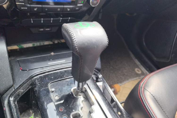 Used Geely Auto GX7 2015 Sports Edition 2.0L Automatic Prestige Model