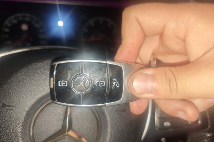 Used Mercedes-Benz E-Class 2016 E 300 L Stylish Model
