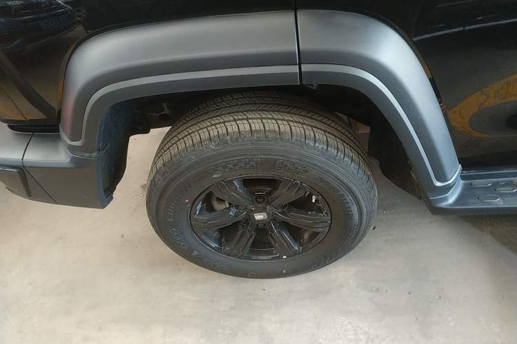 Used Tank 300 2024 2.0T Conqueror Right Rear Wheel Hub