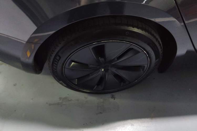 Used Tesla Model 3 2023 Rear-Wheel-Drive Version
