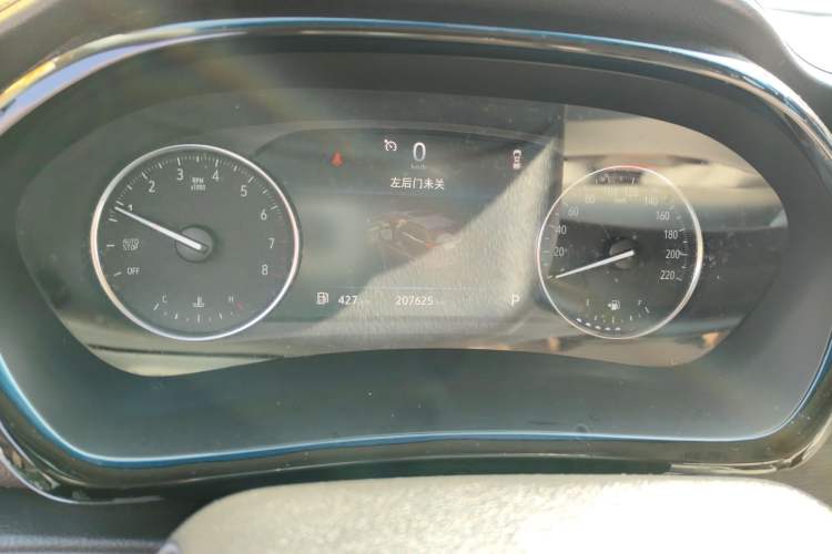 Used Buick GL8 2020 Land Business Class 652T Luxury Model
