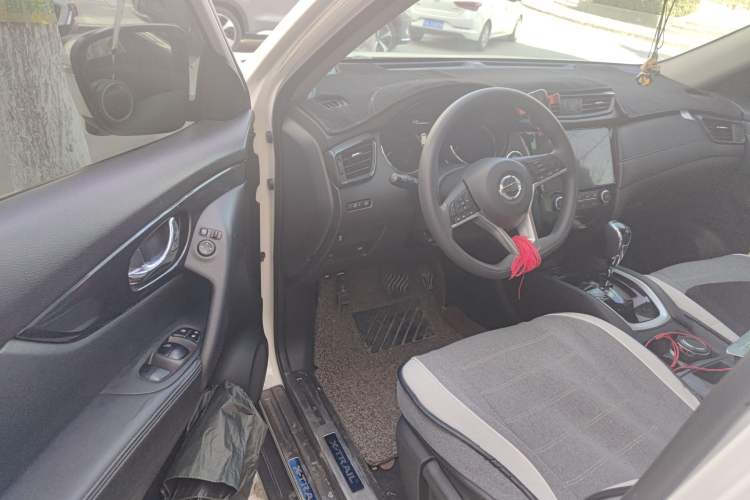 Used Nissan X-Trail 2017 2.0L CVT Comfort Edition 2WD