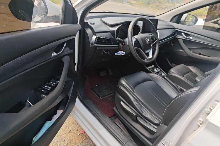 Used Baojun 360 2019 1.5L Automatic Elite Version China VI