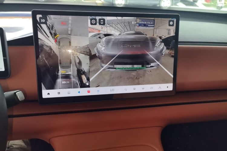 Used Leapmotor C16 2024 Range-Extended 200 LiDAR Edition Audio And AC Panel