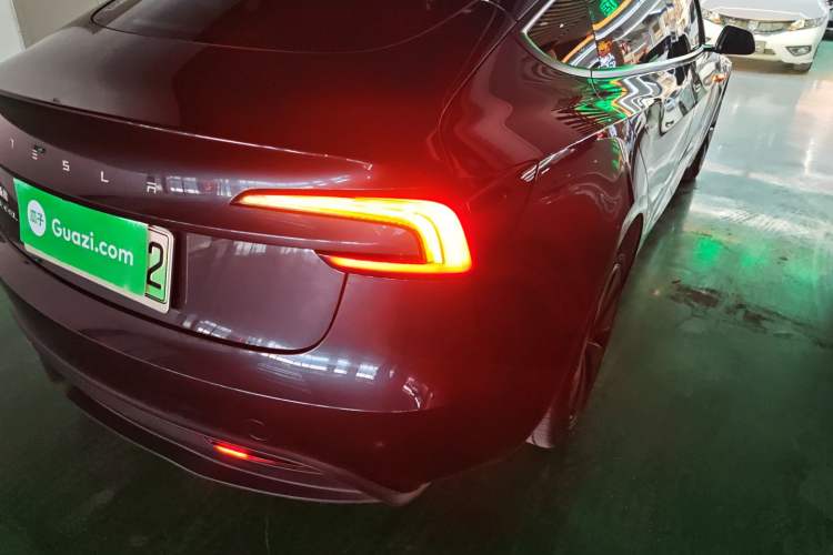 Used Tesla Model 3 2023 Rear-Wheel-Drive Version
