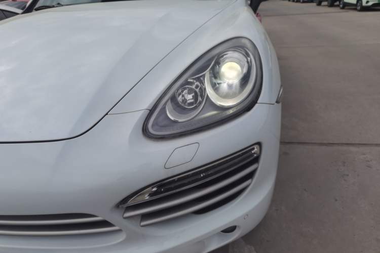 Used Porsche Cayenne 2014 Cayenne Platinum Edition 3.0T
