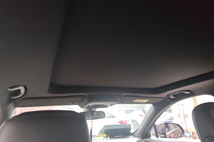 Used Cadillac XT4 2021 28T Two-Wheel Drive Leading Version Headliner