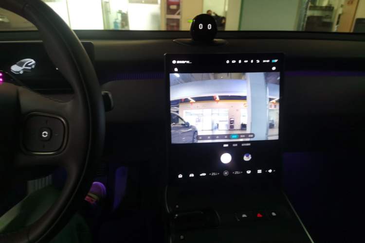 Used Nio ET5T 2023 75 kWh Touring Audio And AC Panel