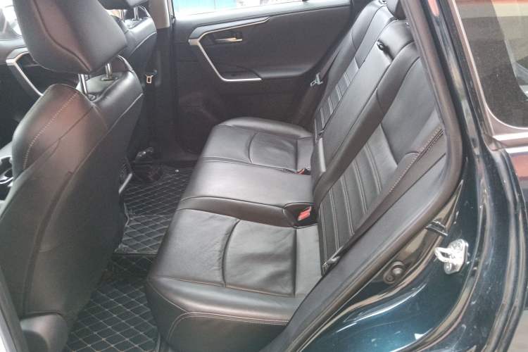 Used Toyota Wildlander 2020 2.0L CVT Two-Wheel Drive Luxury Edition
