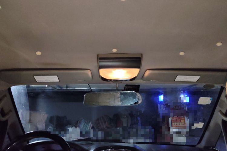 Used FORTHING Lingzhi 2015 M5 Q3 2.0L 7-seat Long-Wheelbase Luxury Model
