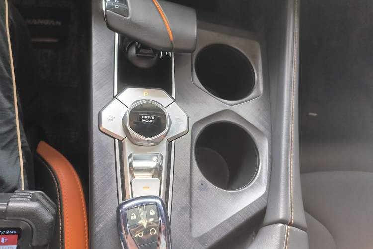 Used CHANGAN UNI-V 2023 1.5T Prestige Model