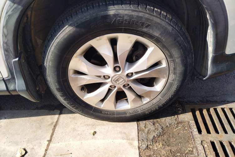 Used Honda CR-V 2013 2.4L two-wheel drive luxury version