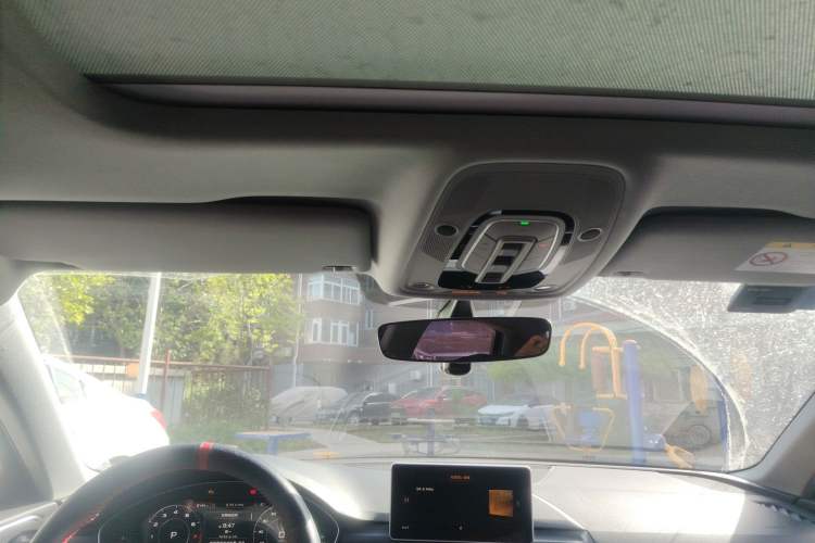 Used Audi A4L 2018 30th Anniversary Edition 45 TFSI quattro Sport model
