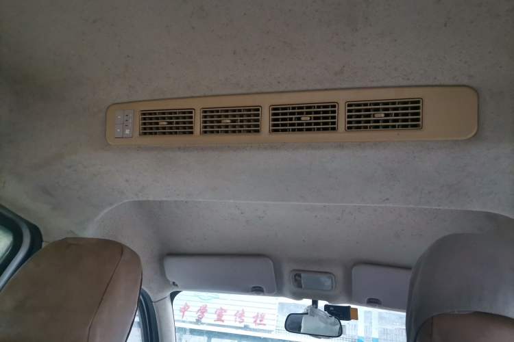 Used Wuling Rongguang 2014 1.2L S Base Model
