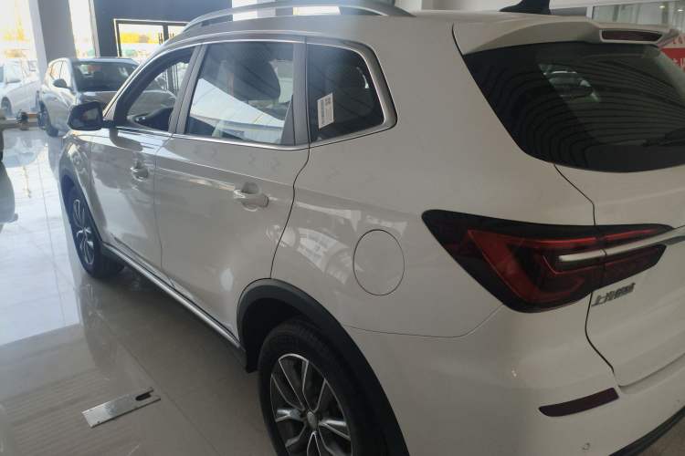 Used Roewe RX5 2025 PLUS 330TGI Automatic Trendsetting Smart Edition Exterior 3