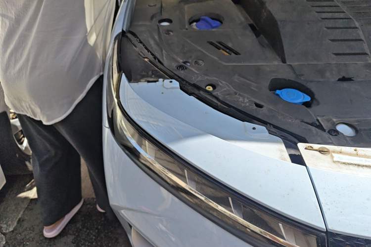 Used EXEED Zhuifeng 2022 Chasing the Waves Edition 1.5T CVT Rising Wind Version Right Front Headlight