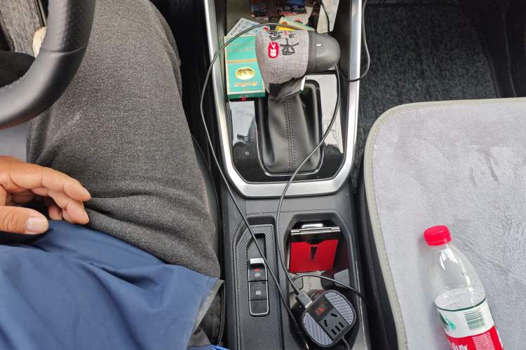 Used Wuling Alvez 2022 1.5T CVT Trendy & Cool Edition