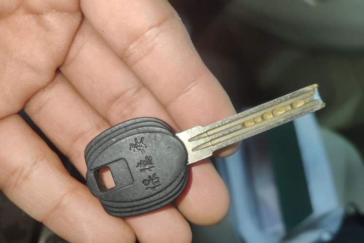 Used Toyota Prado 2014 4.0L Low-Power Version Middle East Edition Vehicle Key