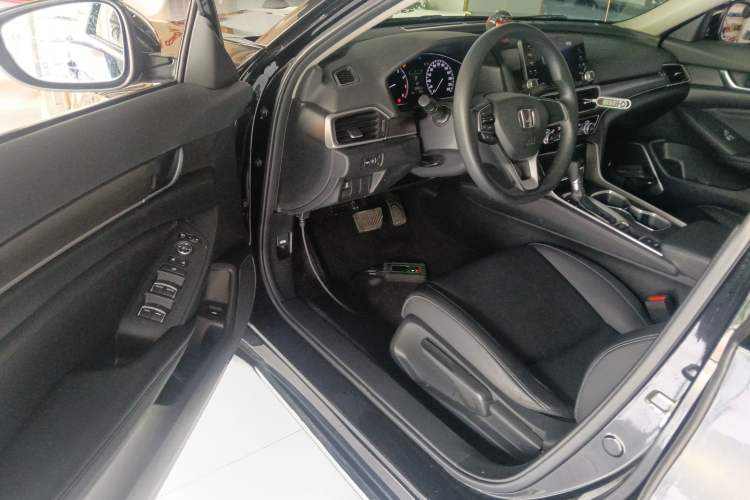 Used Honda Accord 2018 230TURBO Comfort Edition China VI Emission Standard Driver Seat