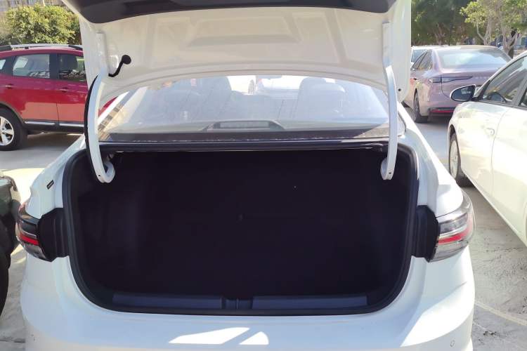 Used Volkswagen Lavida 2025 New Sharp 1.5L Outstanding New Vision Edition