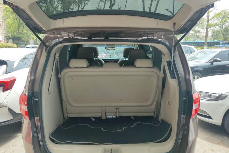 Used Buick GL8 2018 28T Prestige Version China VI Standard