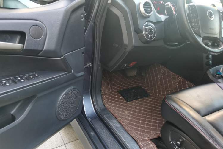 Used SsangYong Actyon 2014 2.0T Four-Wheel Drive Automatic Luxury Diesel Edition
