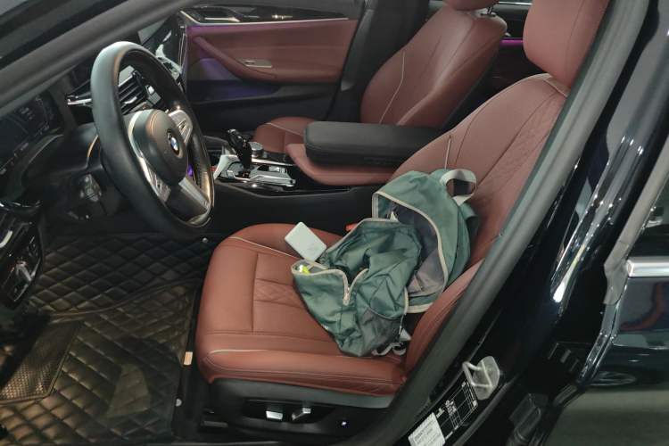 Used BMW 5 Series 2022 Second Facelift 525Li M Sport Package Left Front Seat