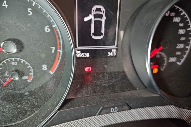 Used Volkswagen Golf Sportsvan 2016 230TSI Automatic Trend Edition
