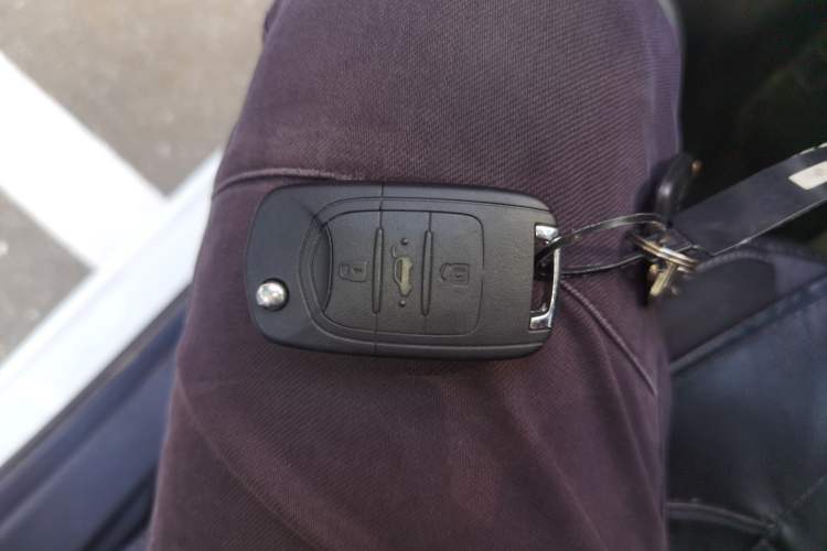 Used Wuling Hongguang PLUS 2019 1.5T Manual Comfort Version 7 Seats
