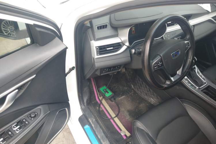 Used Geely Auto Emgrand 2018 1.5L CVT Upward Connect Edition Driver Seat