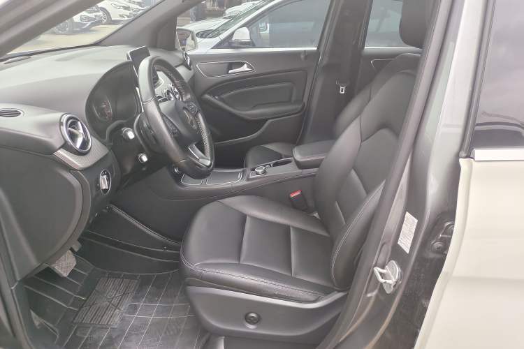 Used Mercedes-Benz B-Class 2015 B 200 Fashion Model
