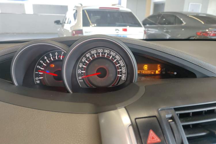 Used Toyota Verso 2014 Starlight 180E CVT Elite Edition