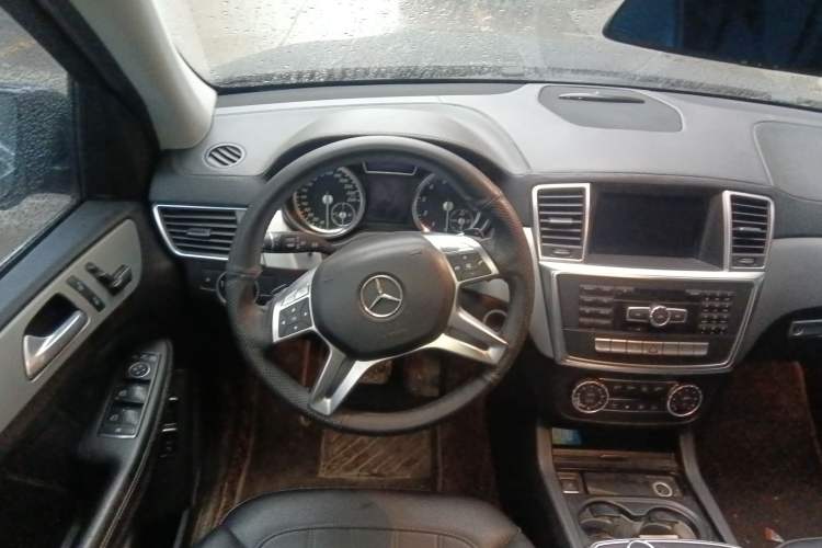 Used Mercedes-Benz GL-Class 2014 GL 400 4MATIC Dynamic Model