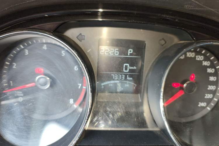 Used Volkswagen C-TREK 2017 230TSI DSG Comfort Version