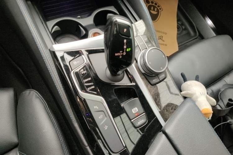 Used BMW 6 Series GT 2020 630i M Sport Package Gear Lever