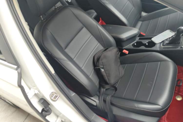 Used Volkswagen Lavida 2021 1.5L Automatic Comfort Edition Right Front Seat