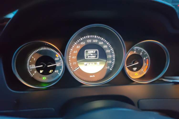 Used Mercedes-Benz C-Class 2011 C 200 CGI Elegant Model