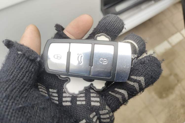 Used Volkswagen Magotan 2015 Travel Edition 2.0 TSI Comfort Version