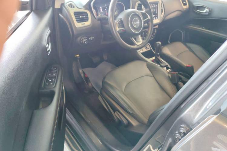 Used Jeep Compass 2019 200T Automatic Family Edition - Connected Large Screen Version