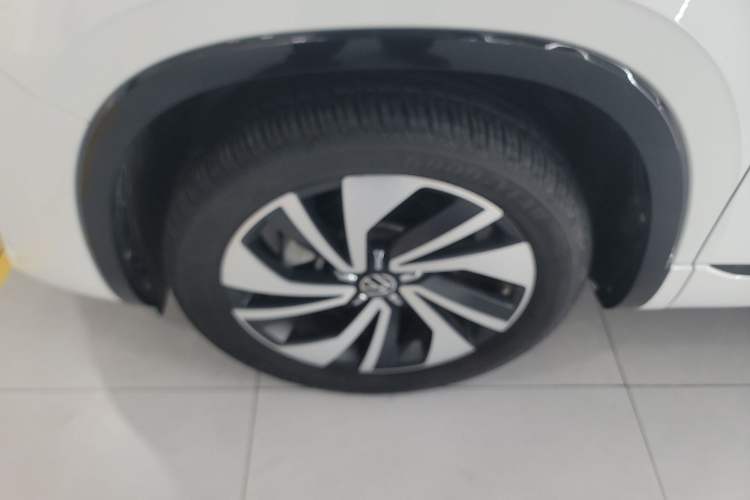 Used Volkswagen Tayron X 2023 330TSI Two-Wheel-Drive Prestige High-Energy Version
