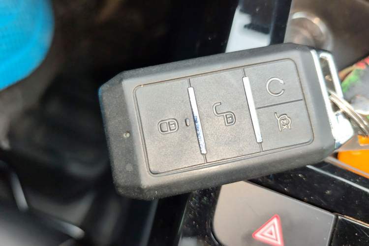 Used BYD Yuan New Energy 2019 EV535 Smart Connect Trendsetting Model
