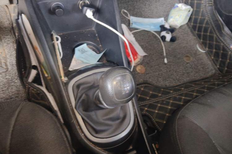 Used Kia K2 2015 Sedan 1.4L MT GLS