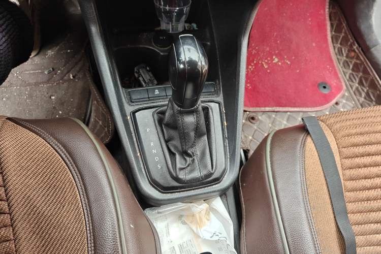 Used Volkswagen Santana 2021 1.5L Automatic Fashion Edition Gear Lever